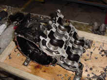 crankcase.jpg (111795 bytes)