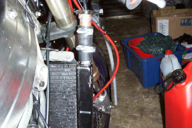 radiator.jpg (93279 bytes)