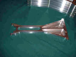 seatsupport.jpg (40843 bytes)