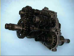 transm2.jpg (71851 bytes)