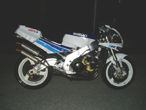 inthenight....jpg (30161 bytes)