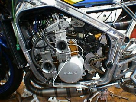 tmxleft.jpg (38615 bytes)