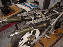 top-pipes2.jpg (114594 bytes)